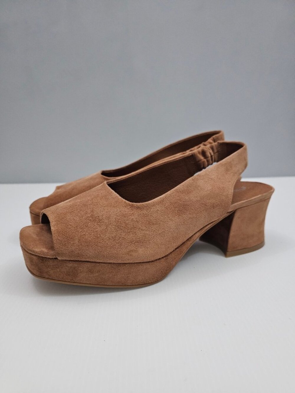 Jeffrey Campbell Brown Suede Peep-Toe Platform Slingback Sandals